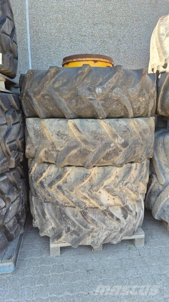  Tvillingehjul R25 Pneumatici, ruote e cerchioni