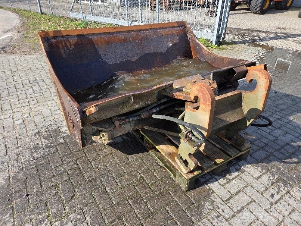 Beco Tilt bucket Benne