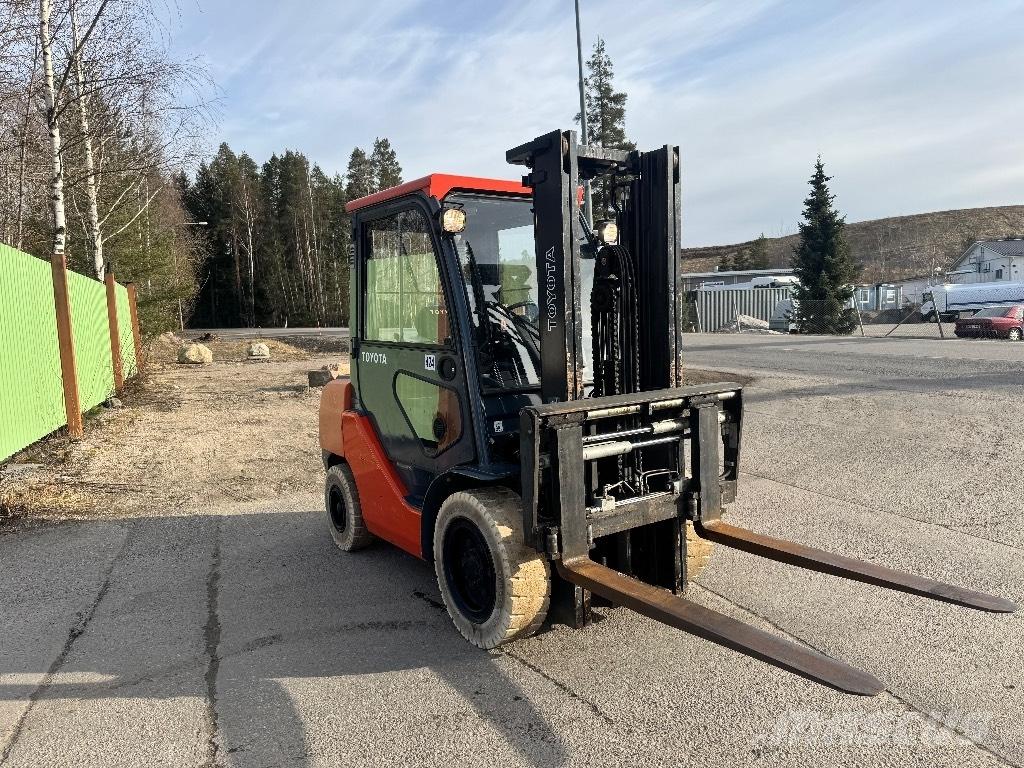 Toyota 02-8 FDF 30 Carrelli elevatori diesel