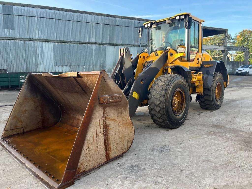 Volvo L 90 H Pale gommate