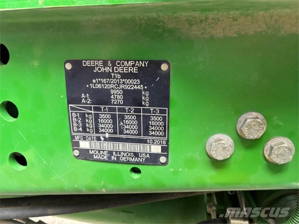 John Deere 6120R Trattori