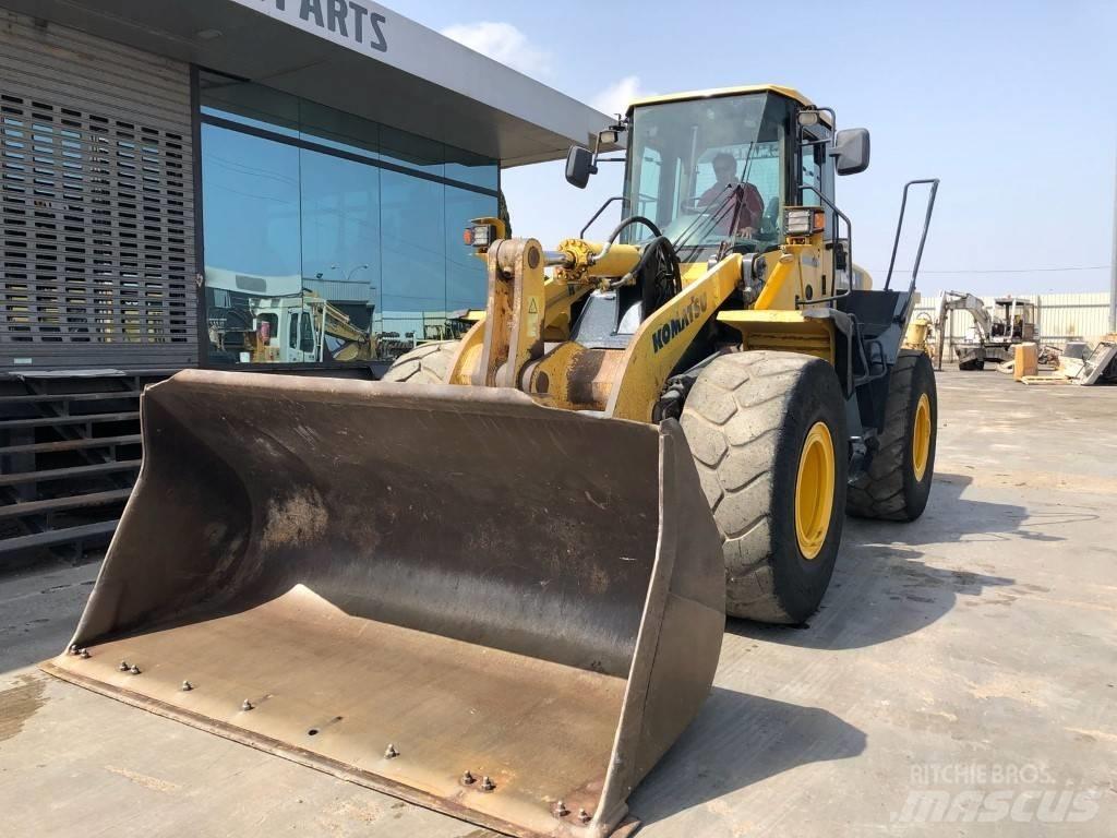 Komatsu WA 380-5H Pale gommate