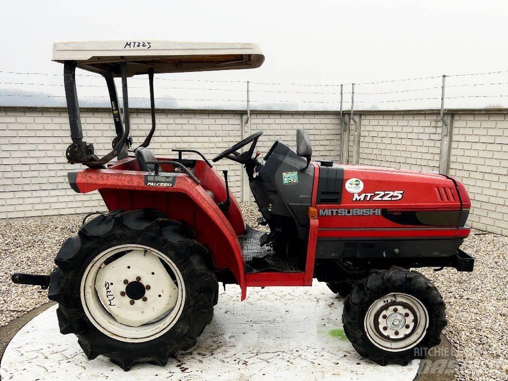 Mitsubishi MT225 Trattori