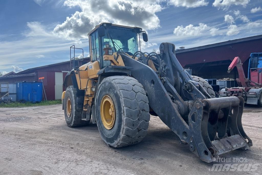 Volvo L 180 G Pale gommate