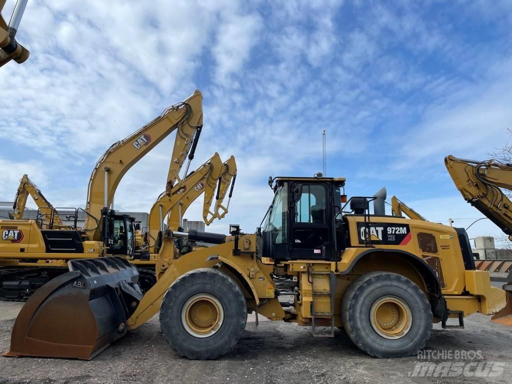 CAT 972M XE Pale gommate