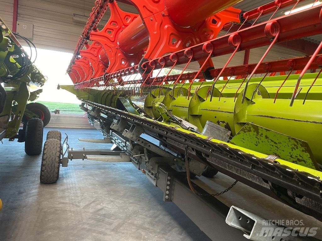 CLAAS Lexion 660 Mietitrebbiatrici