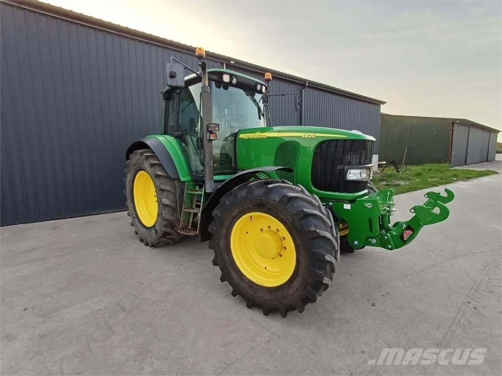 John Deere 6820 Trattori