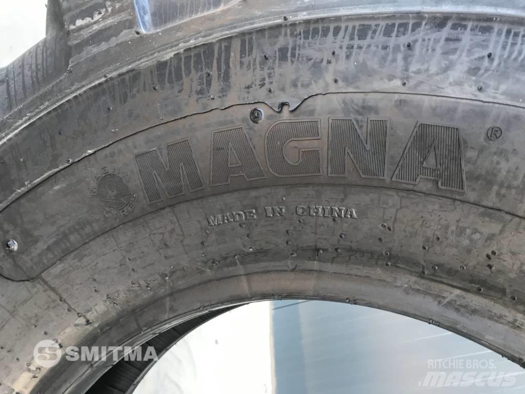  Magna 1400 x 24 Pneumatici, ruote e cerchioni