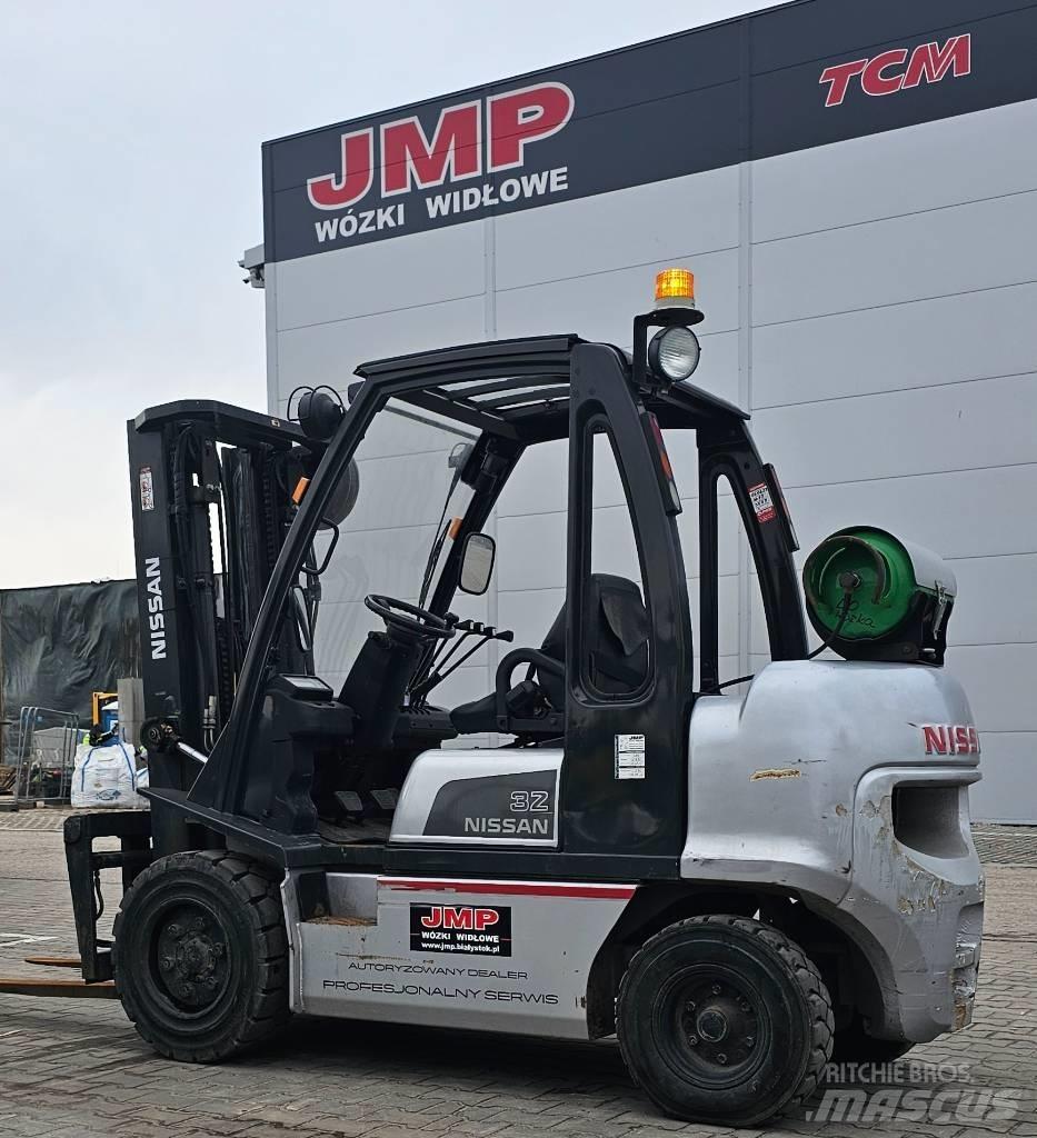 Nissan UG1D2A32LQ Carrelli elevatori GPL