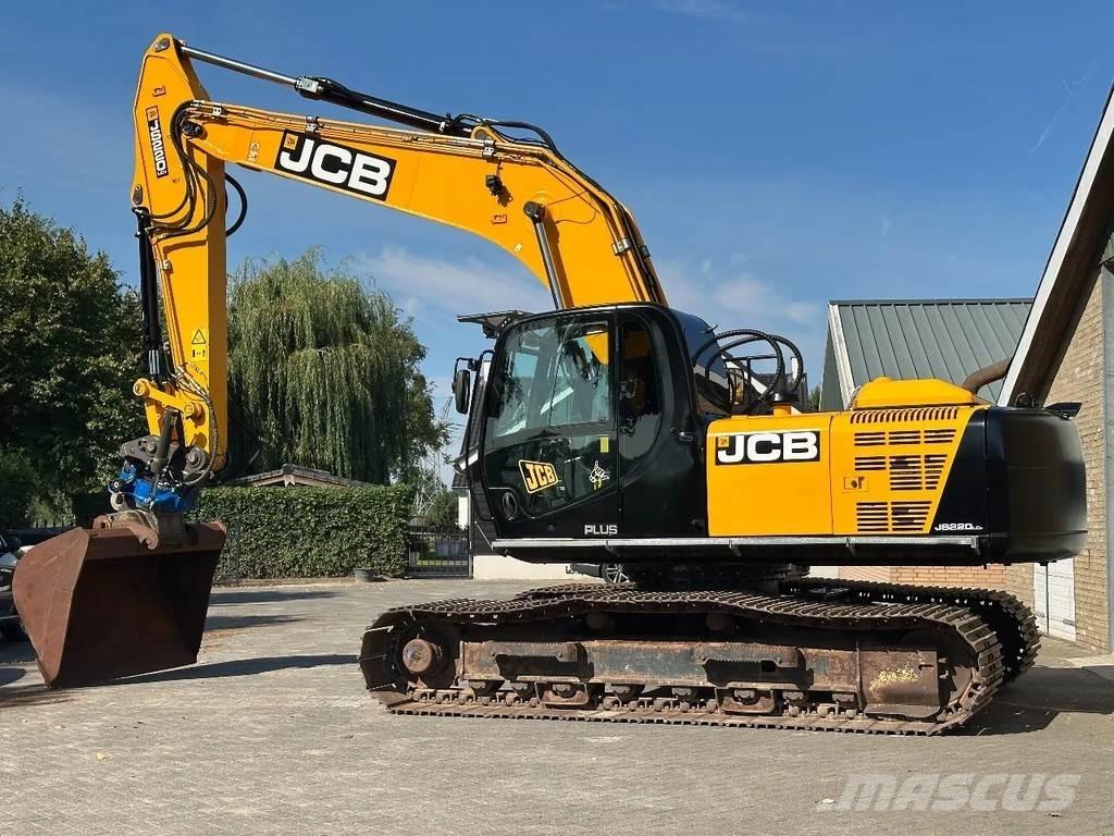 JCB JS220LC plus Escavatori cingolati