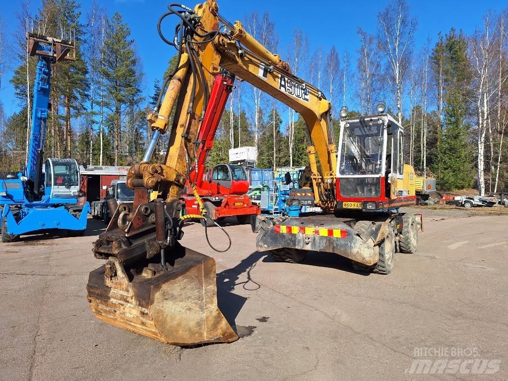 Liebherr A 902 Escavatori gommati