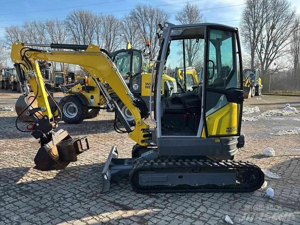 Wacker Neuson EZ26 Miniescavatori