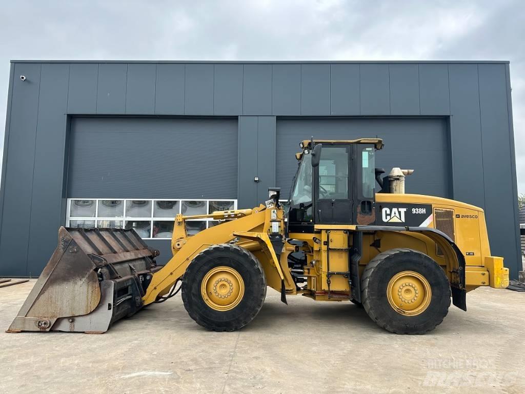 CAT 938 H Pale gommate