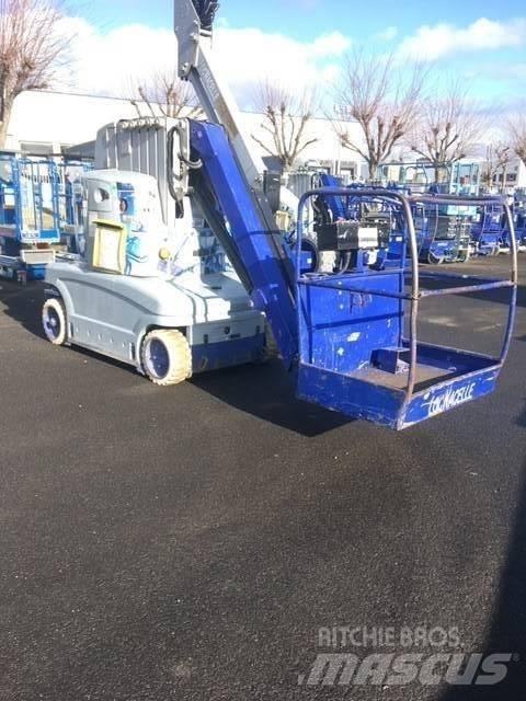 JLG TOUCAN 1210 Sollevatori verticali