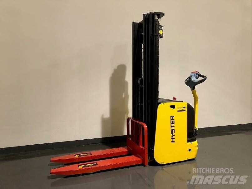 Hyster S1.6AC Transpallet uomo a terra