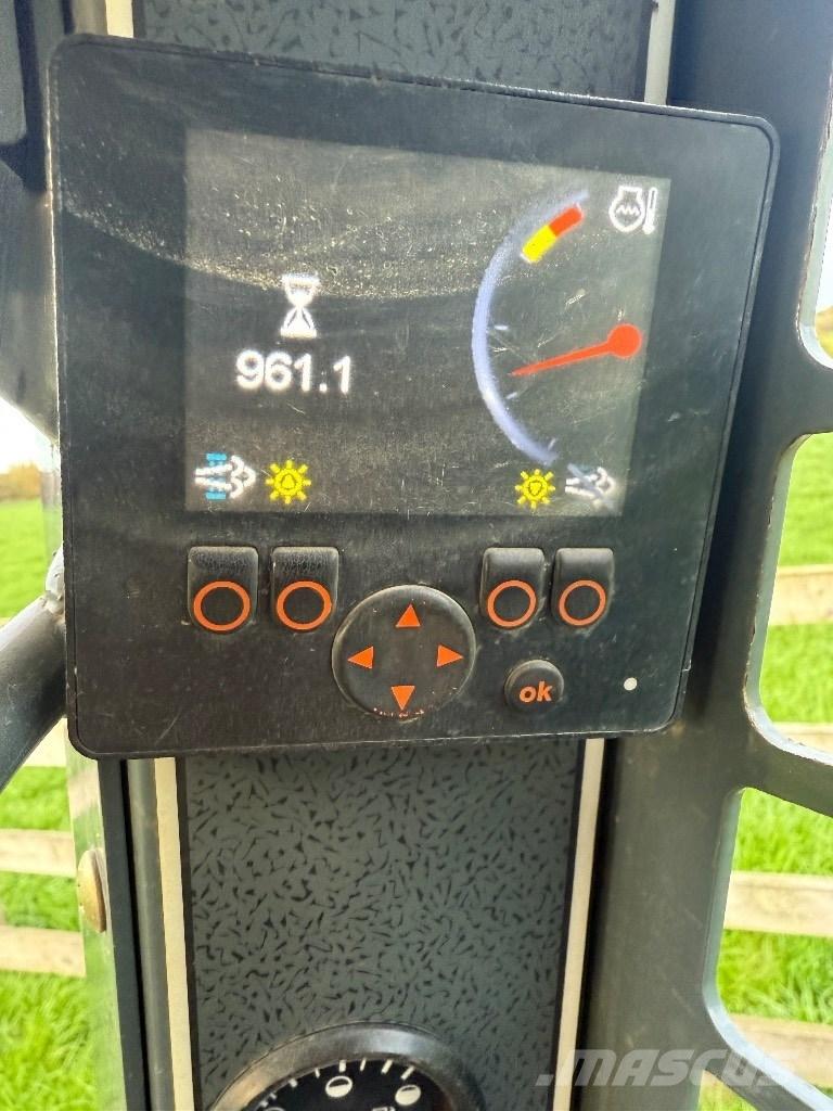 Gehl R 105 Mini Pale Gommate