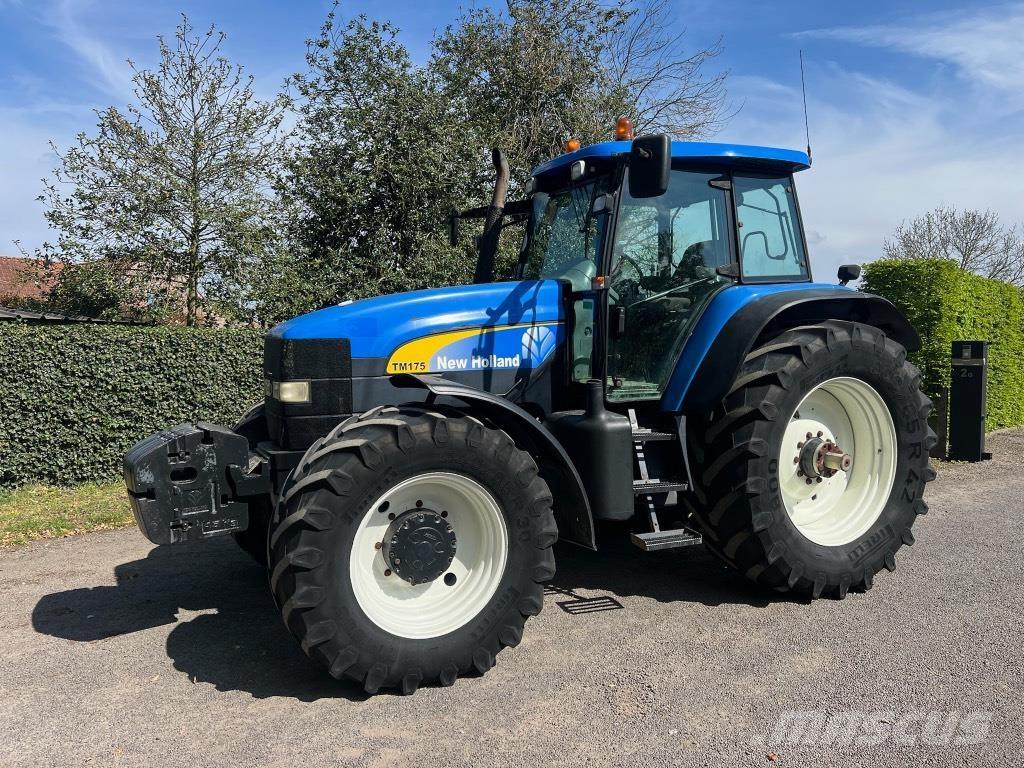 New Holland TM 175 Trattori