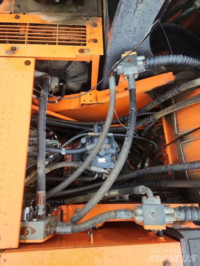 Doosan DX 300 LC-5 Escavatori cingolati