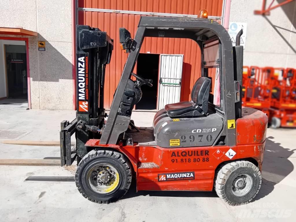 Manitou CD 25 P Carrelli elevatori diesel