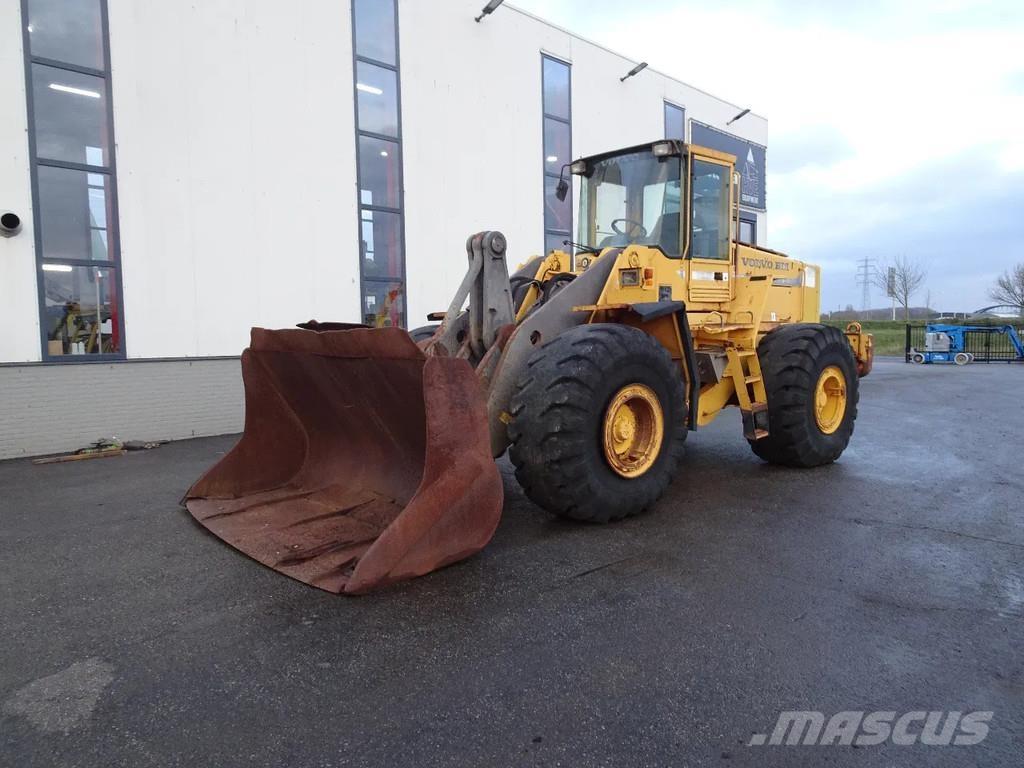 Volvo L150 Pale gommate