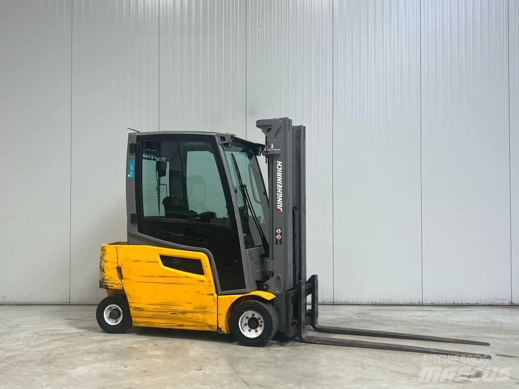 Jungheinrich EFG320 Carrelli elevatori elettrici