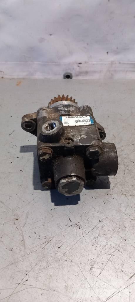 Scania R 440    1457710 Componenti idrauliche
