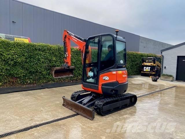 Kubota U 27-4 Miniescavatori