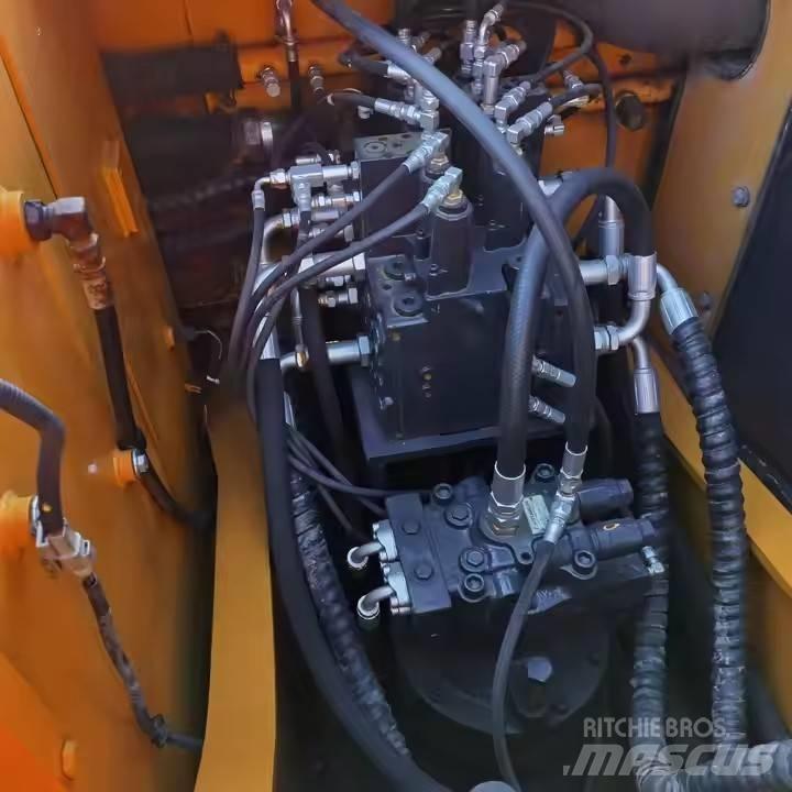 Hyundai 150LC-7 Escavatori cingolati