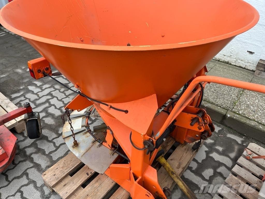 Amazone E+S 301 Spargisabbia e spargisale