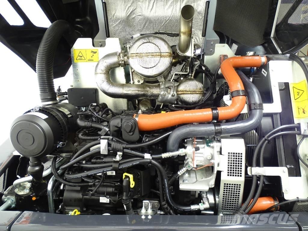 Yanmar V 120-5 Pale gommate