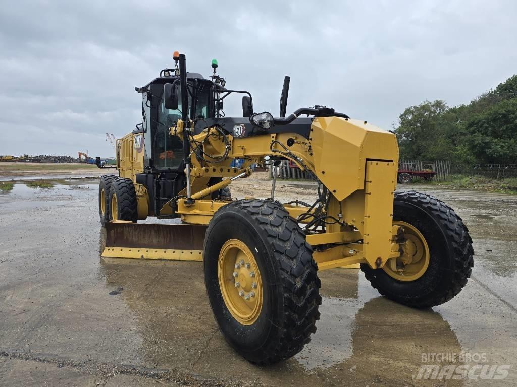 CAT 150 Motorgraders