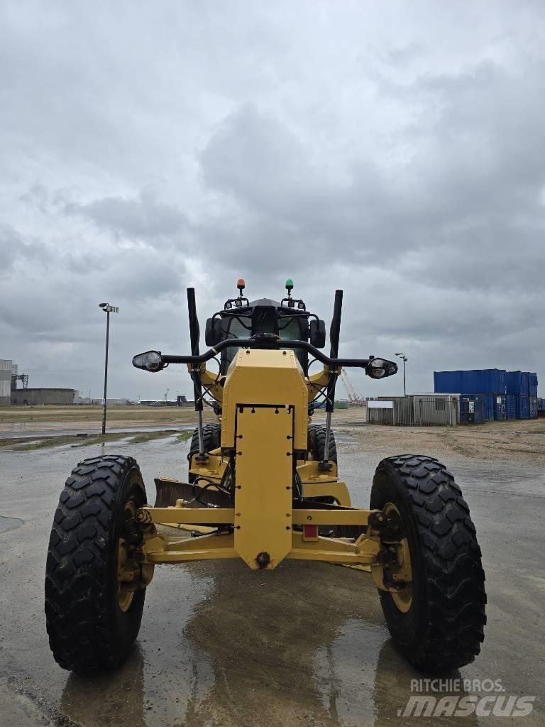 CAT 150 Motorgraders