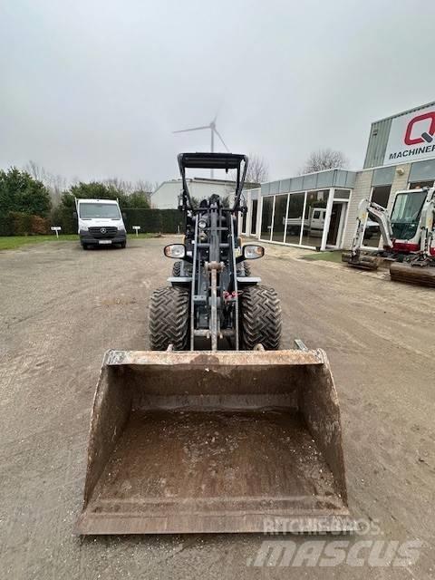 GiANT G2200 HD Pale gommate