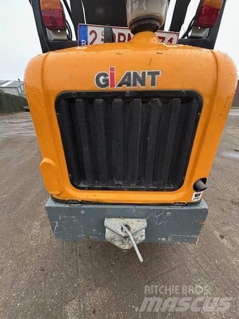 GiANT G2200 HD Pale gommate