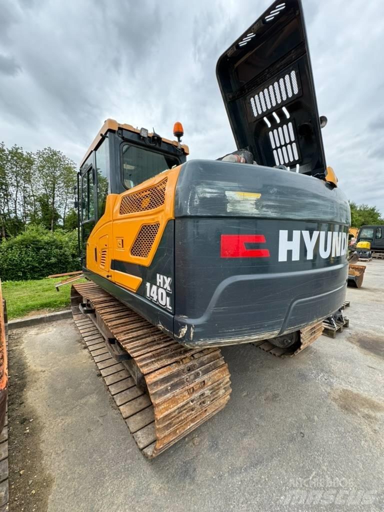 Hyundai HX 140L Escavatori cingolati