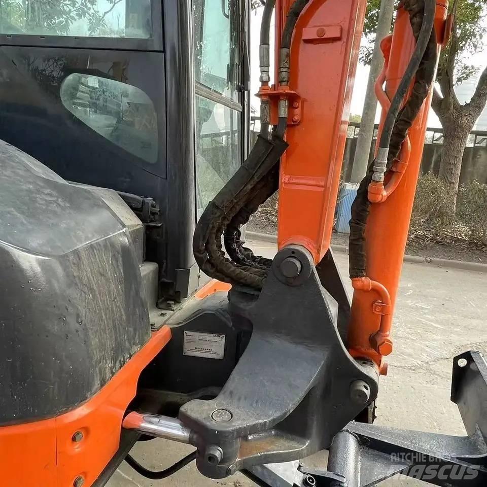 Hitachi ZX50 Miniescavatori