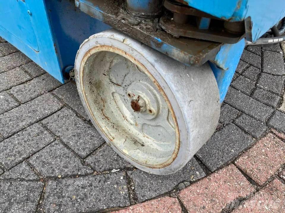 Genie GS 2646 Piattaforme a pantografo