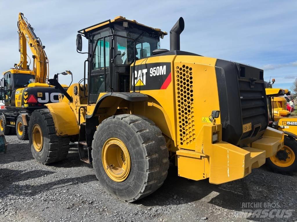 CAT 950M Pale gommate