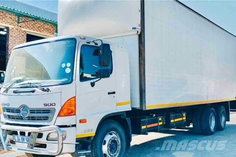 Hino 500 2626 Camion altro