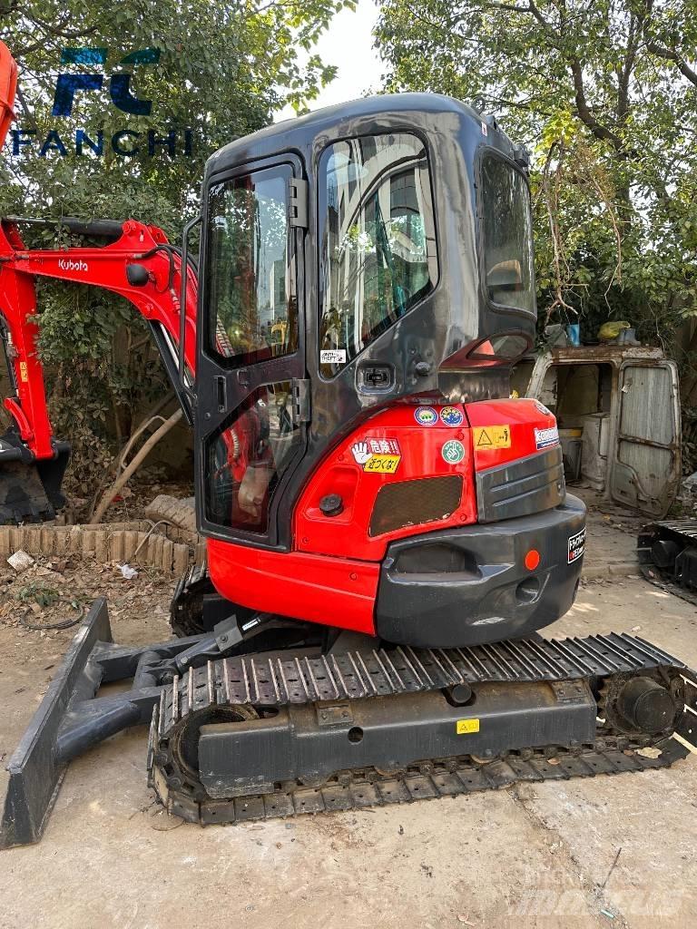 Kubota U 35 Escavatori cingolati