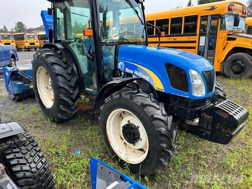 New Holland T 4040 Trattori