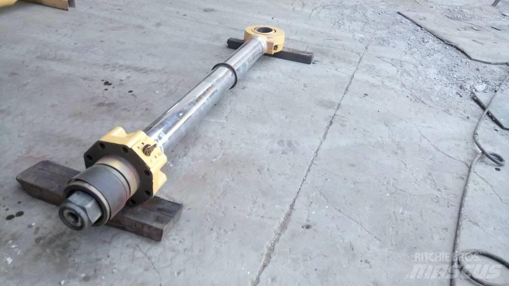 CAT 245 Componenti idrauliche