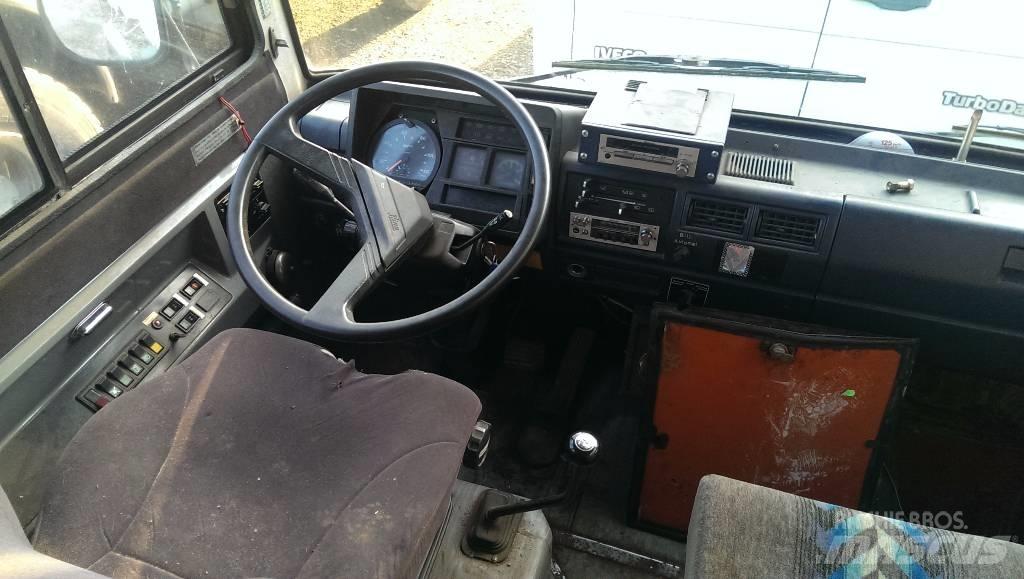 Hino RB145 Scuolabus