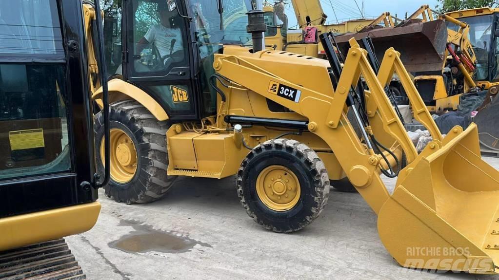 JCB 3 CX Terne