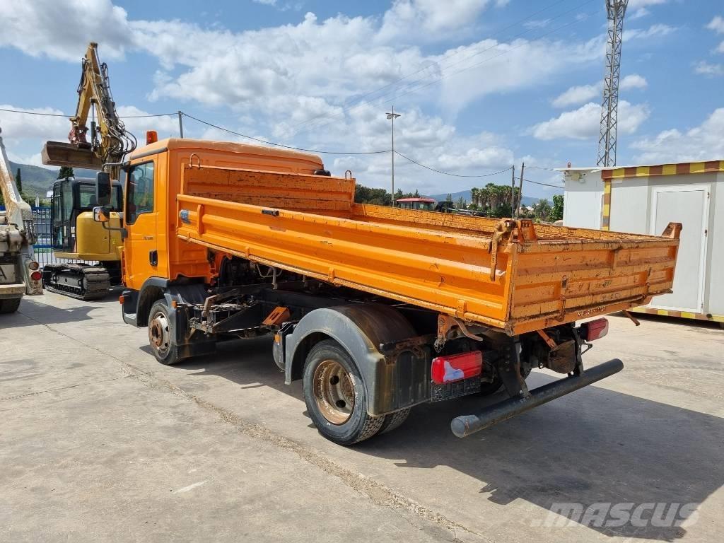 MAN 8.180 Camion ribaltabili