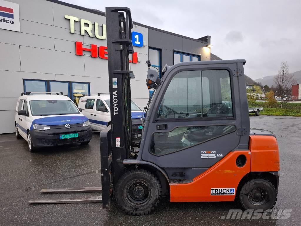 Toyota 02-8FDF25 Carrelli elevatori diesel