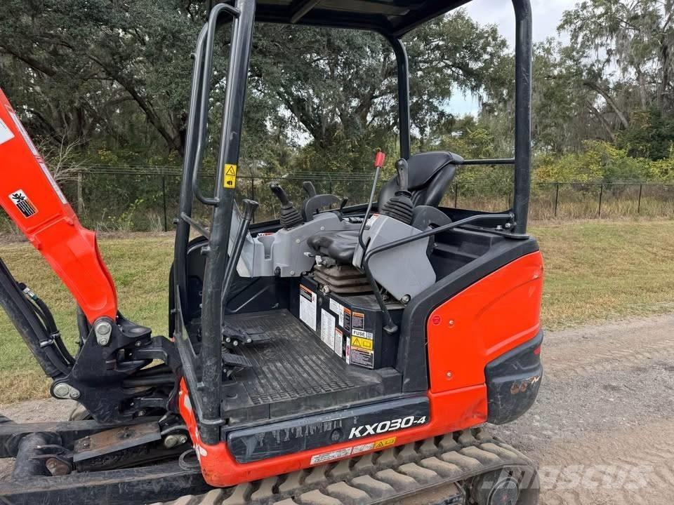 Kubota KX 030-4 Miniescavatori