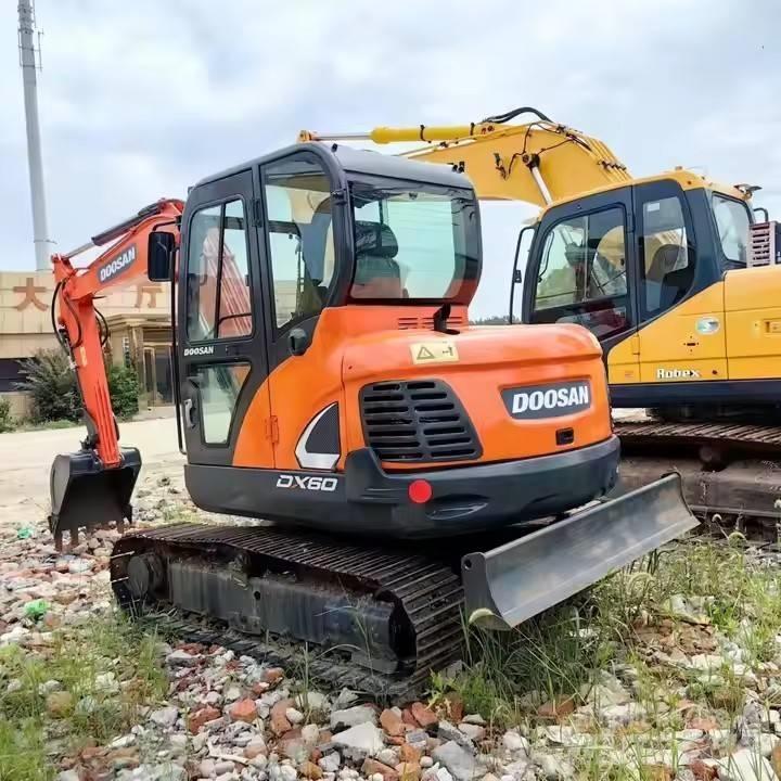 Doosan DX 60 Escavatori cingolati