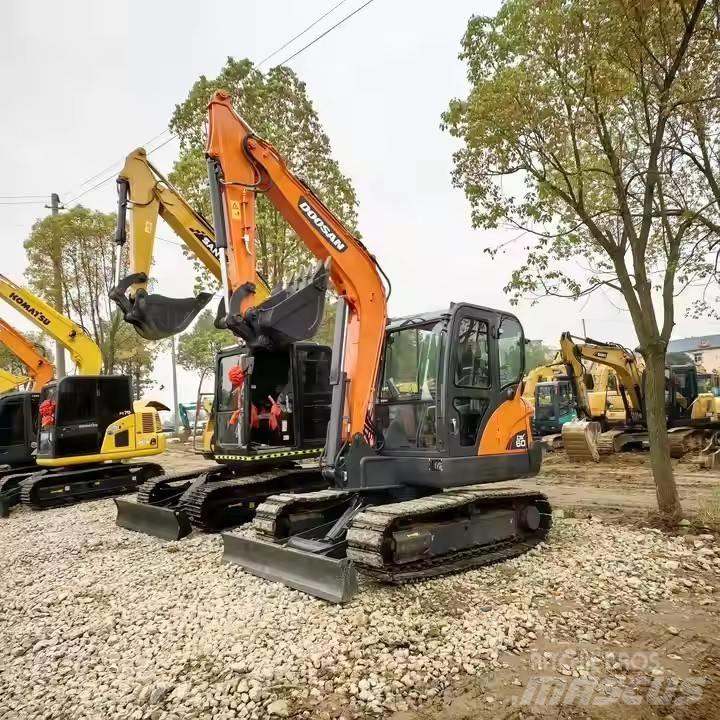 Doosan DX 60 Escavatori cingolati