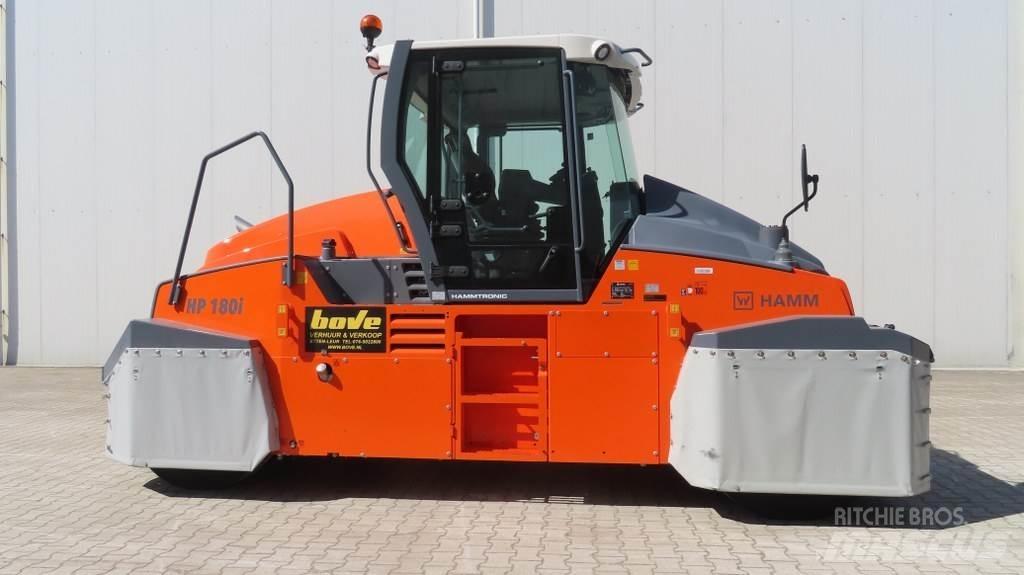 Hamm HP 180i Rulli gommati
